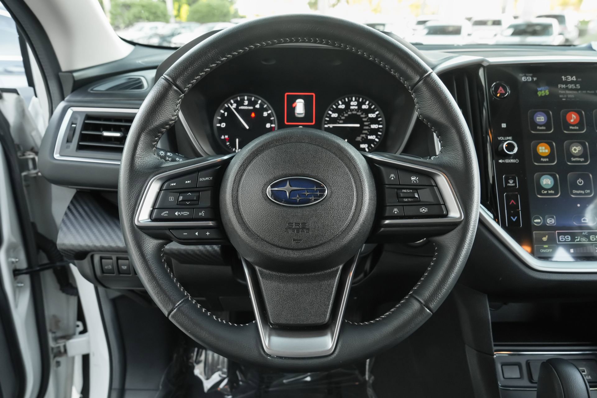 Used 2024 Subaru Ascent Premium w/ Convenience Package image 8