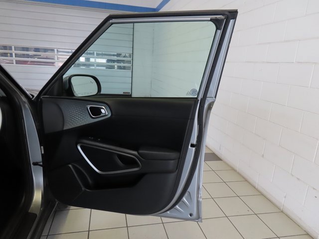 Used 2024 Kia Soul LX w/ Option Group 015 image 23