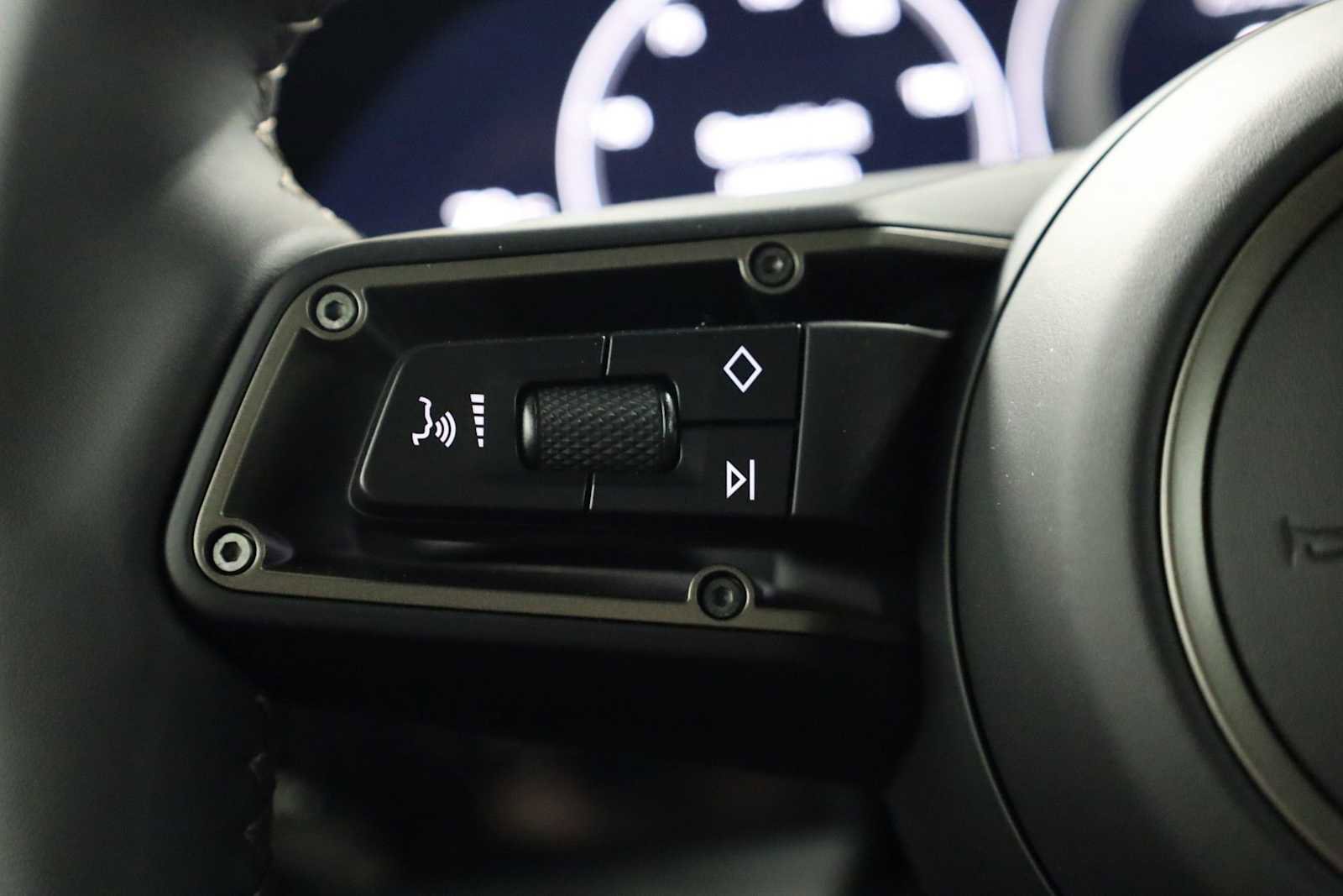 New 2025 Porsche Taycan Turbo image 25