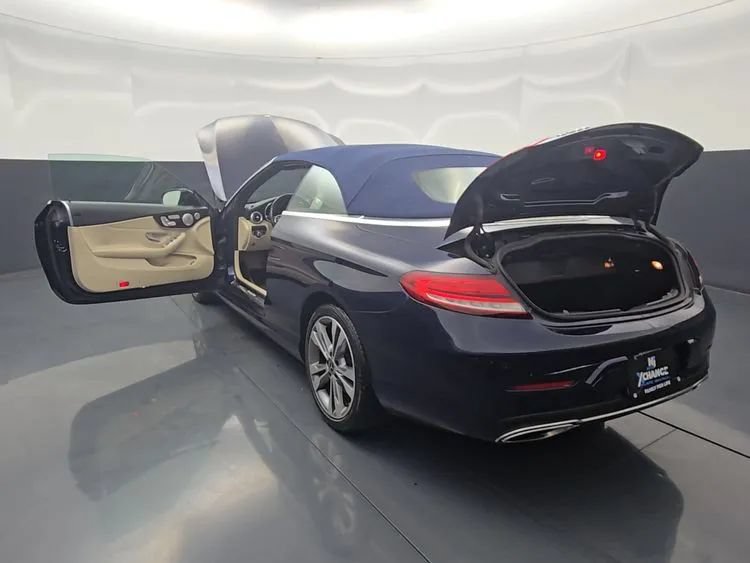 Used 2019 Mercedes-Benz C 300 4MATIC Cabriolet image 33