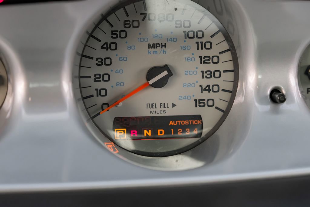 Used 2001 Chrysler Prowler RWD image 13