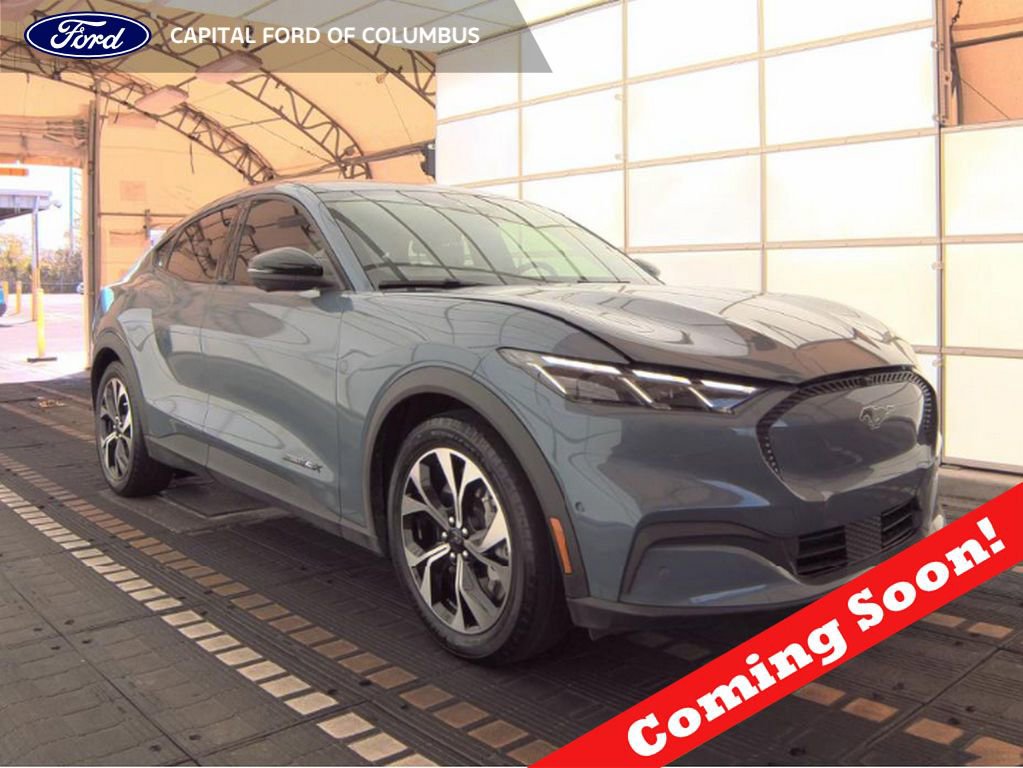 Used 2024 Ford Mustang Mach-E Select AWD/4WD image 1