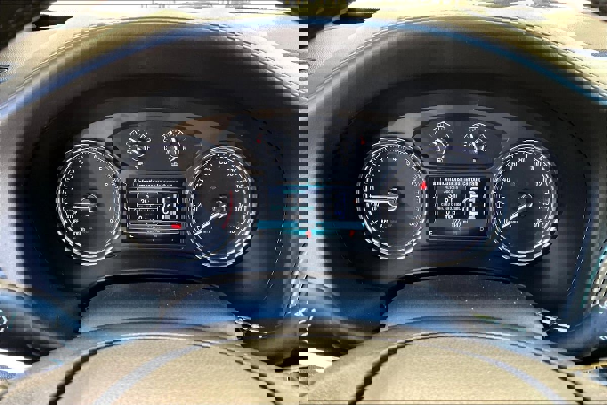 Used 2019 Buick Enclave Essence image 20