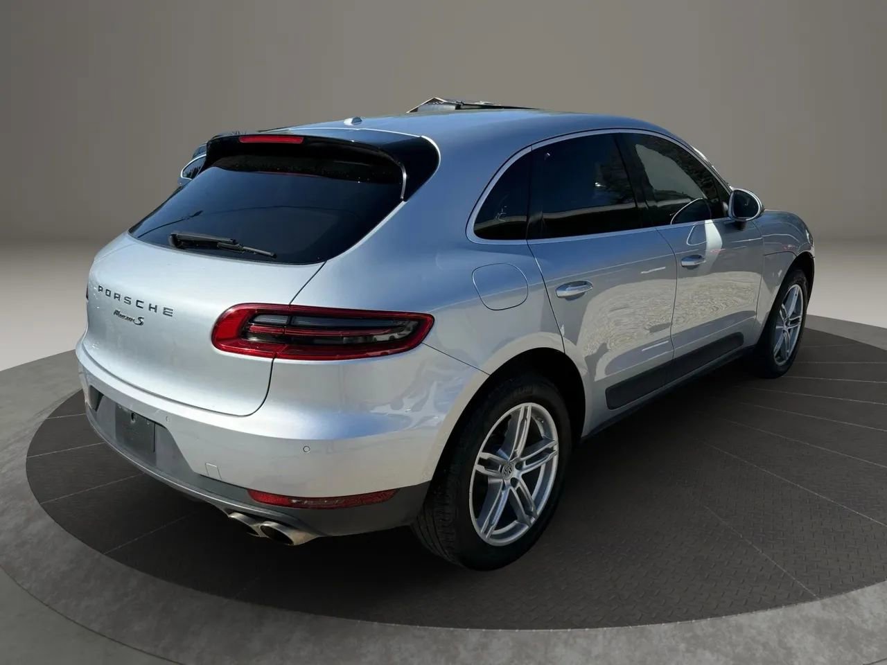Used 2017 Porsche Macan S AWD/4WD image 5