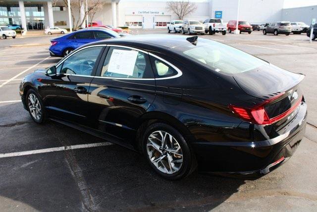 Used 2023 Hyundai Sonata SEL w/ Preferred Accessory Package image 9