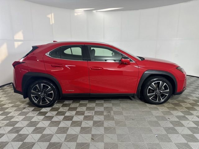 Used 2019 Lexus UX 250h w/ Premium Package AWD/4WD image 4