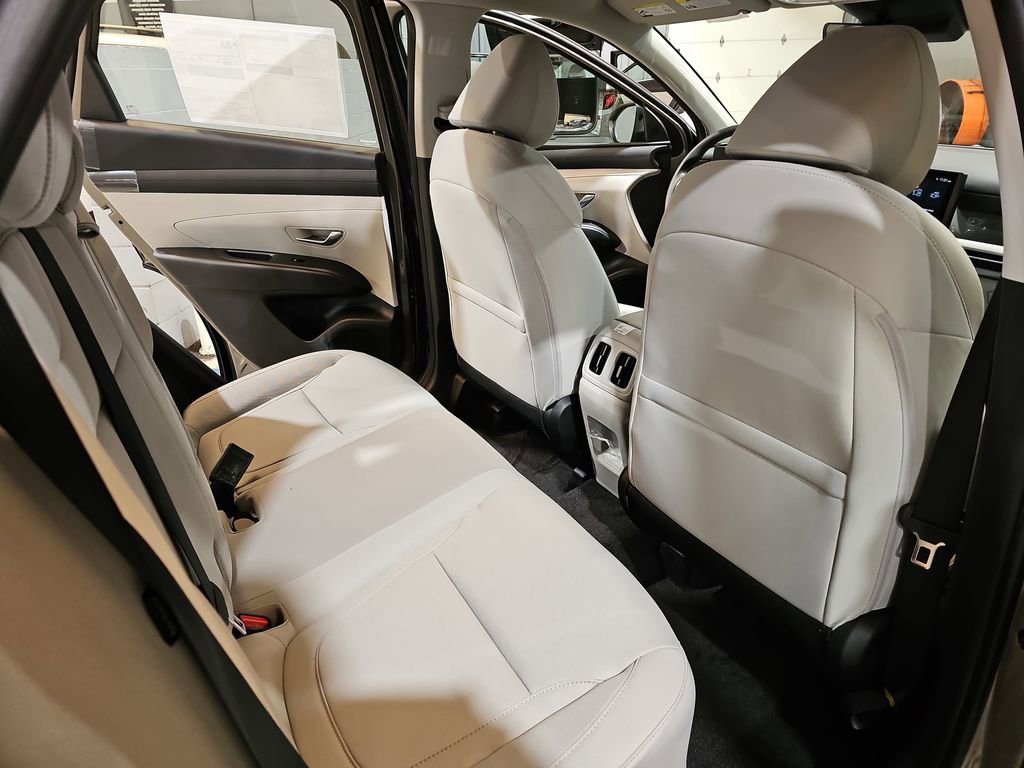 New 2026 Hyundai Tucson Blue SE image 11