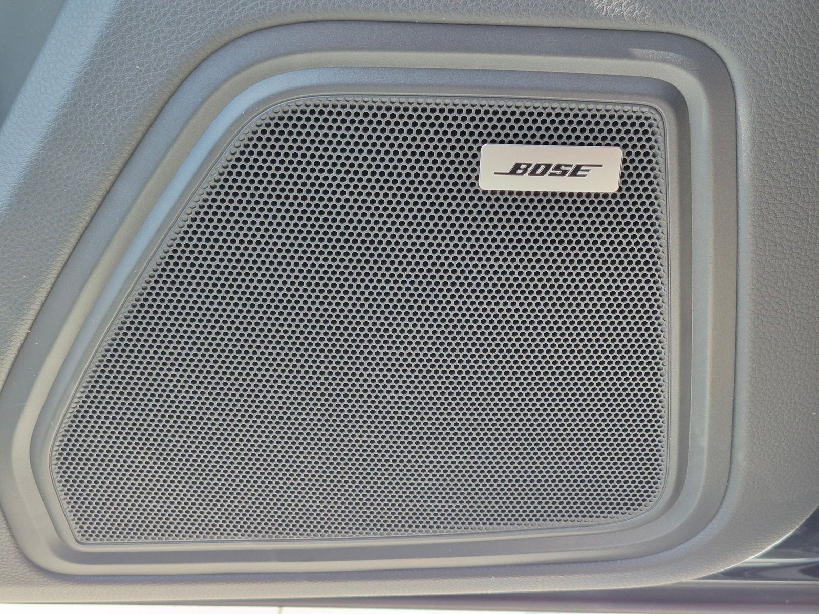 Certified 2020 Porsche Macan S AWD/4WD image 14
