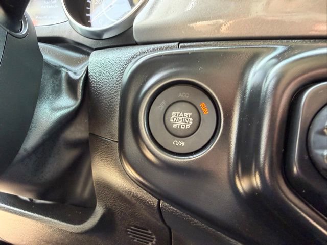 Used 2022 Jeep Gladiator Sport image 27