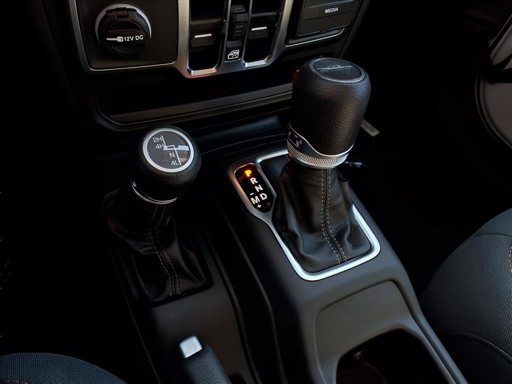 New 2026 Jeep Gladiator Sport AWD/4WD image 15