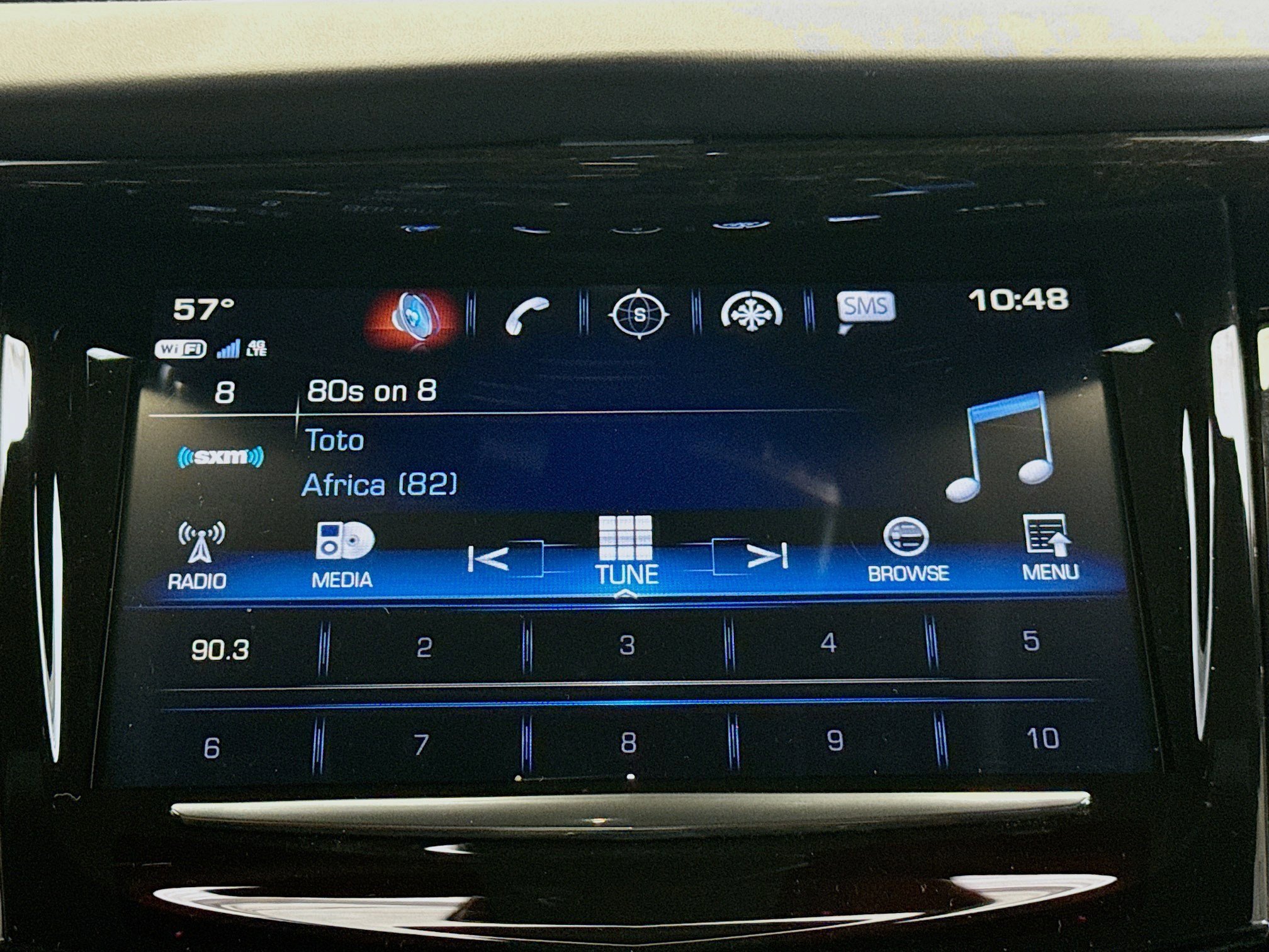 Used 2020 Cadillac Escalade Platinum image 9