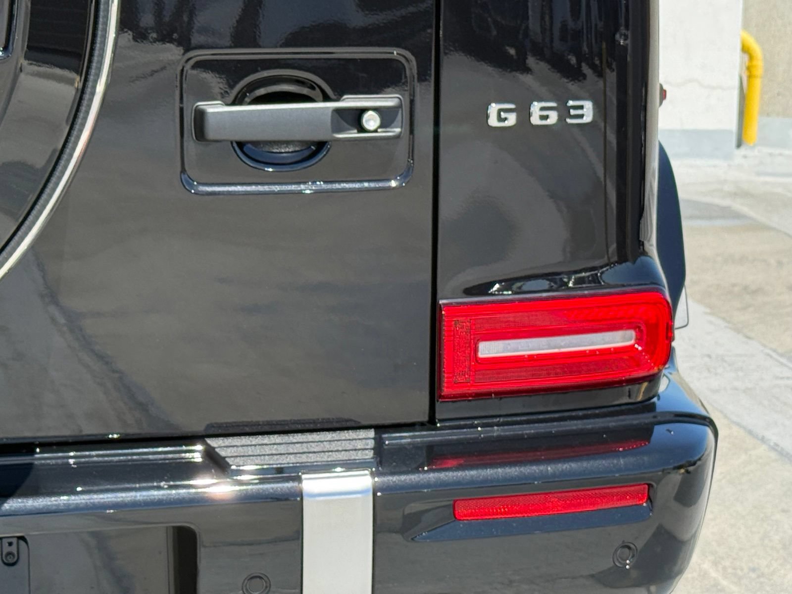 New 2027 Mercedes-Benz G 63 AMG 4MATIC image 10
