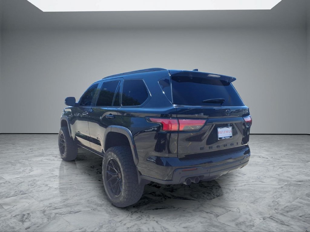 Used 2024 Toyota Sequoia TRD Pro AWD/4WD image 5