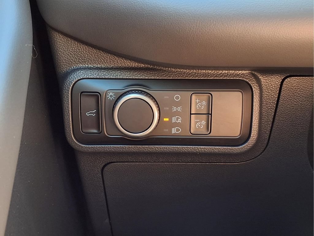 New 2026 Ford Explorer Active AWD/4WD image 12