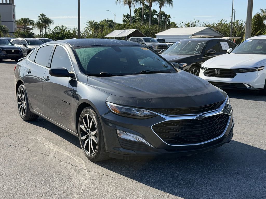 Used 2020 Chevrolet Malibu RS FWD image 2