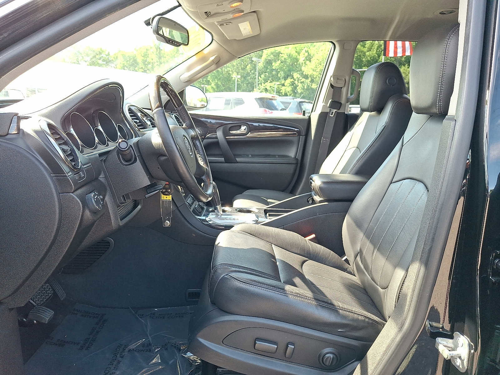 Used 2017 Buick Enclave Leather FWD image 14