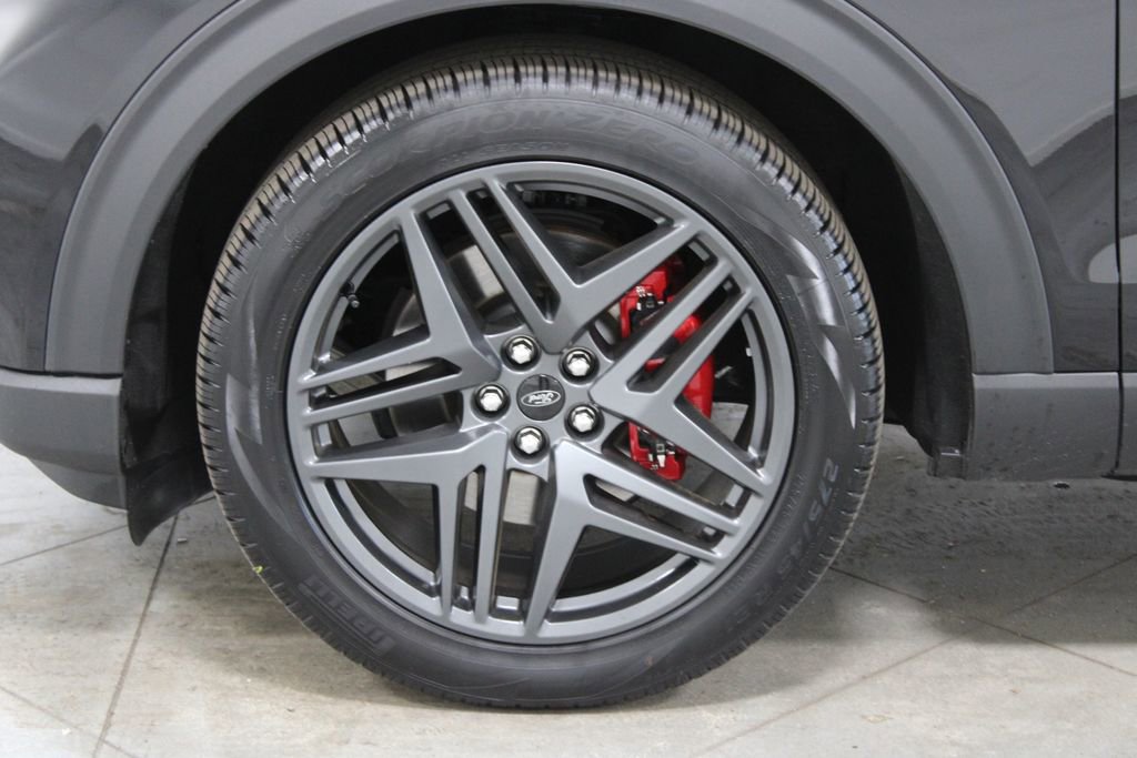 Used 2025 Ford Explorer ST image 22