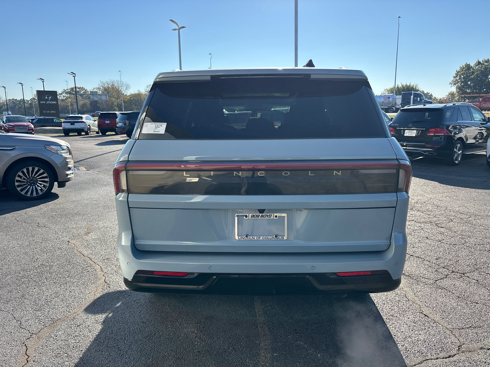 New 2027 Lincoln Navigator Reserve AWD/4WD image 6