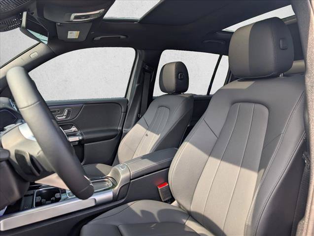 New 2026 Mercedes-Benz GLB 250 4MATIC image 4