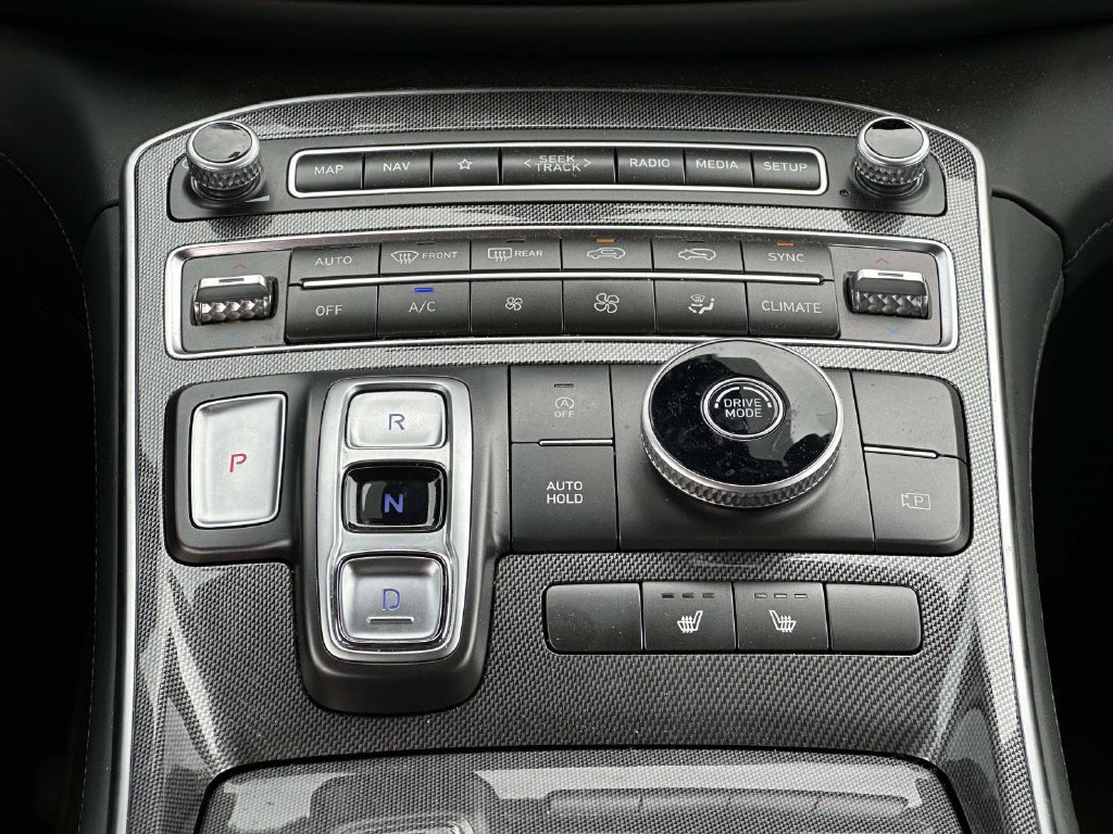 Certified 2023 Hyundai Santa Fe SEL w/ Premium Package FWD image 10