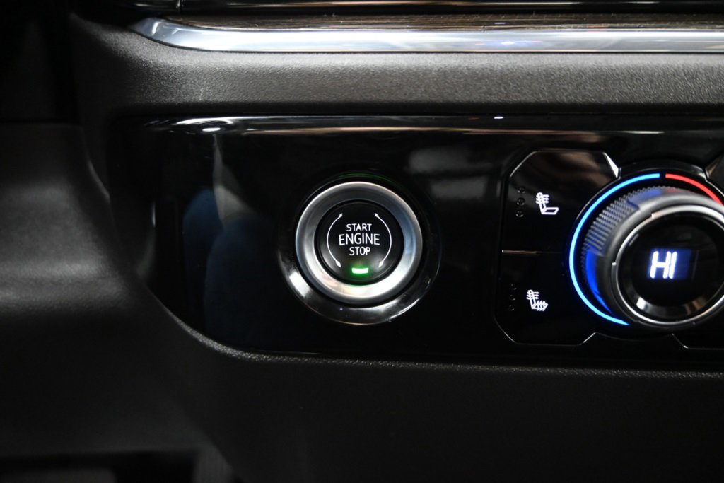 Used 2024 Chevrolet Silverado 1500 RST image 30