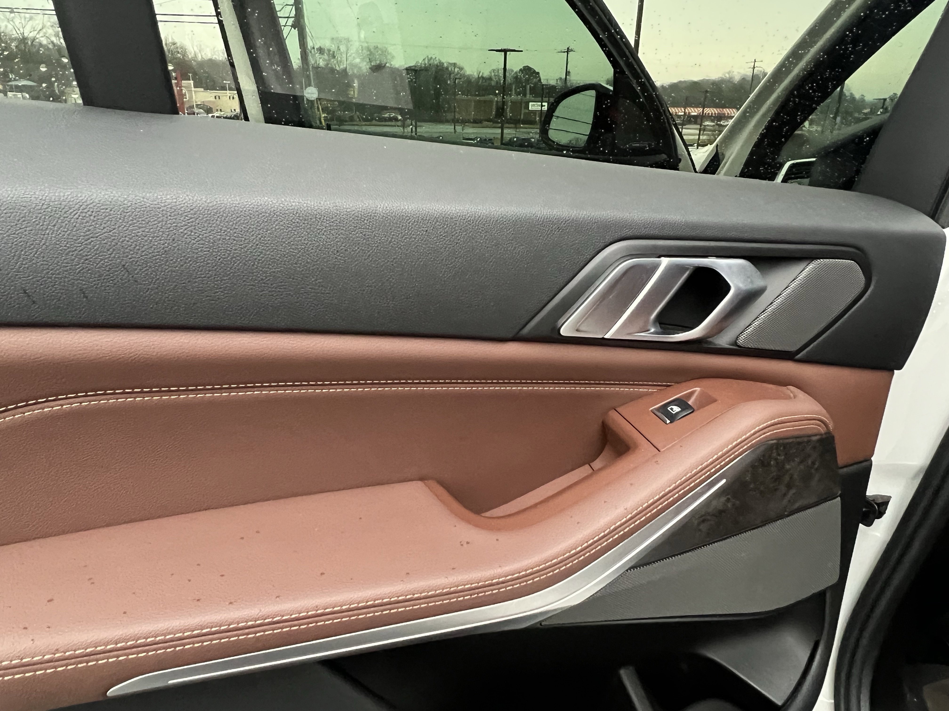 Used 2019 BMW X5 xDrive40i w/ M Sport Package image 26