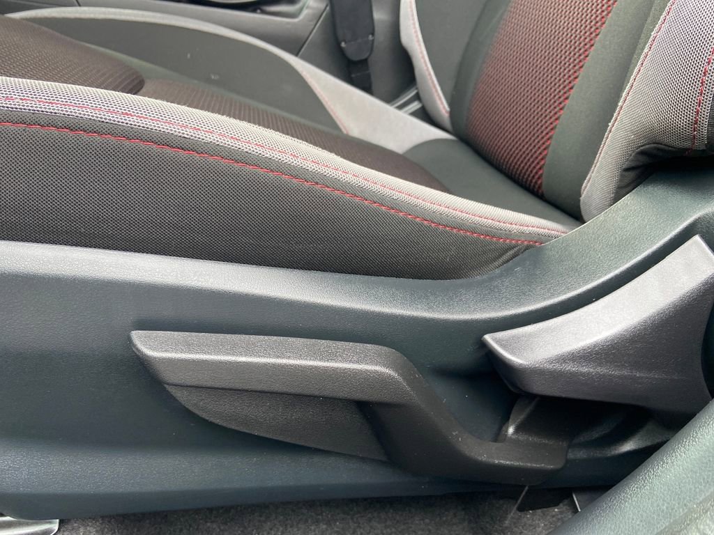 Used 2023 Subaru Impreza 2.0i Sport image 11