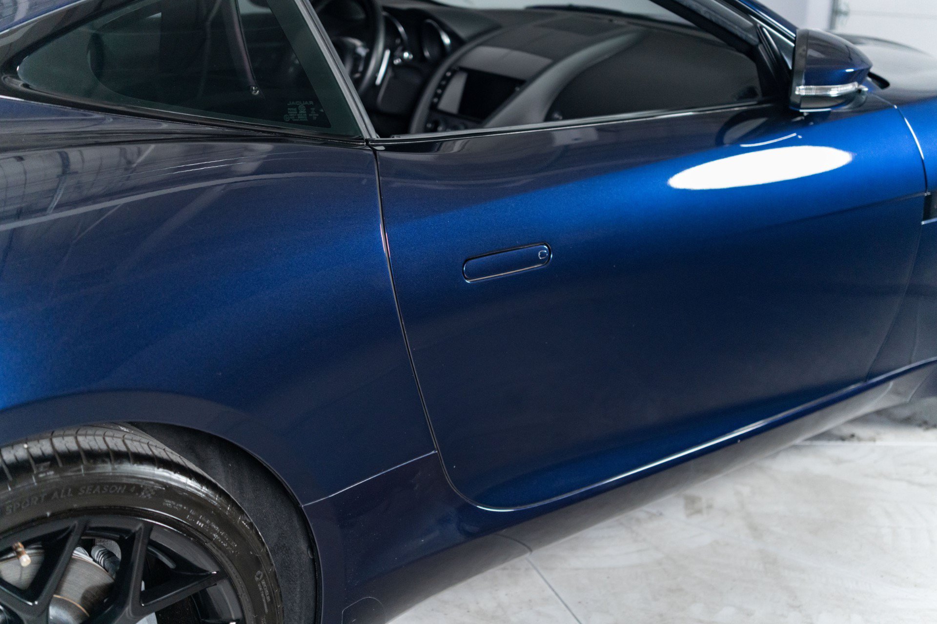 Used 2018 Jaguar F-TYPE Coupe RWD image 26