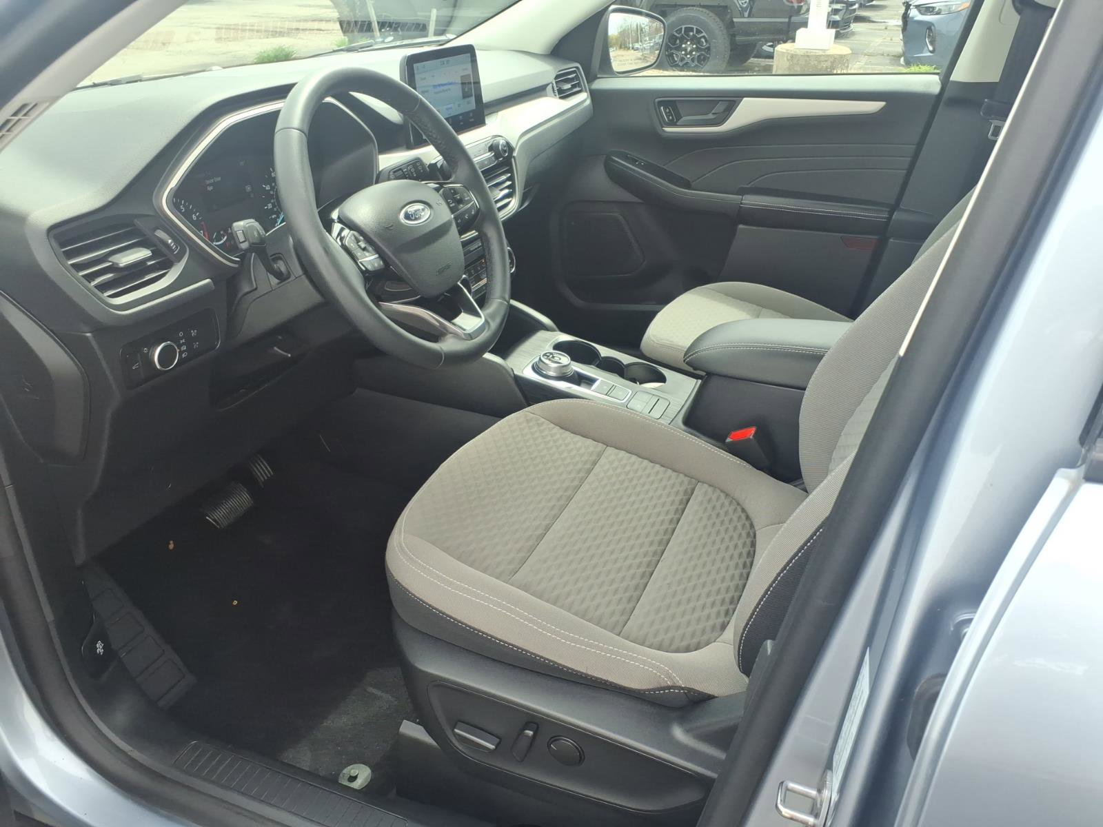 Certified 2022 Ford Escape SE w/ Convenience Package AWD/4WD image 12