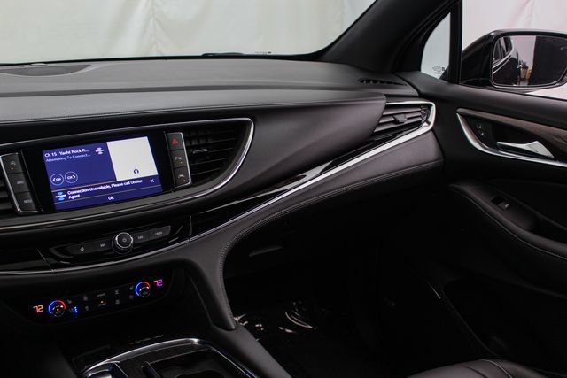 Used 2024 Buick Enclave Avenir w/ Avenir Technology Package AWD/4WD image 28