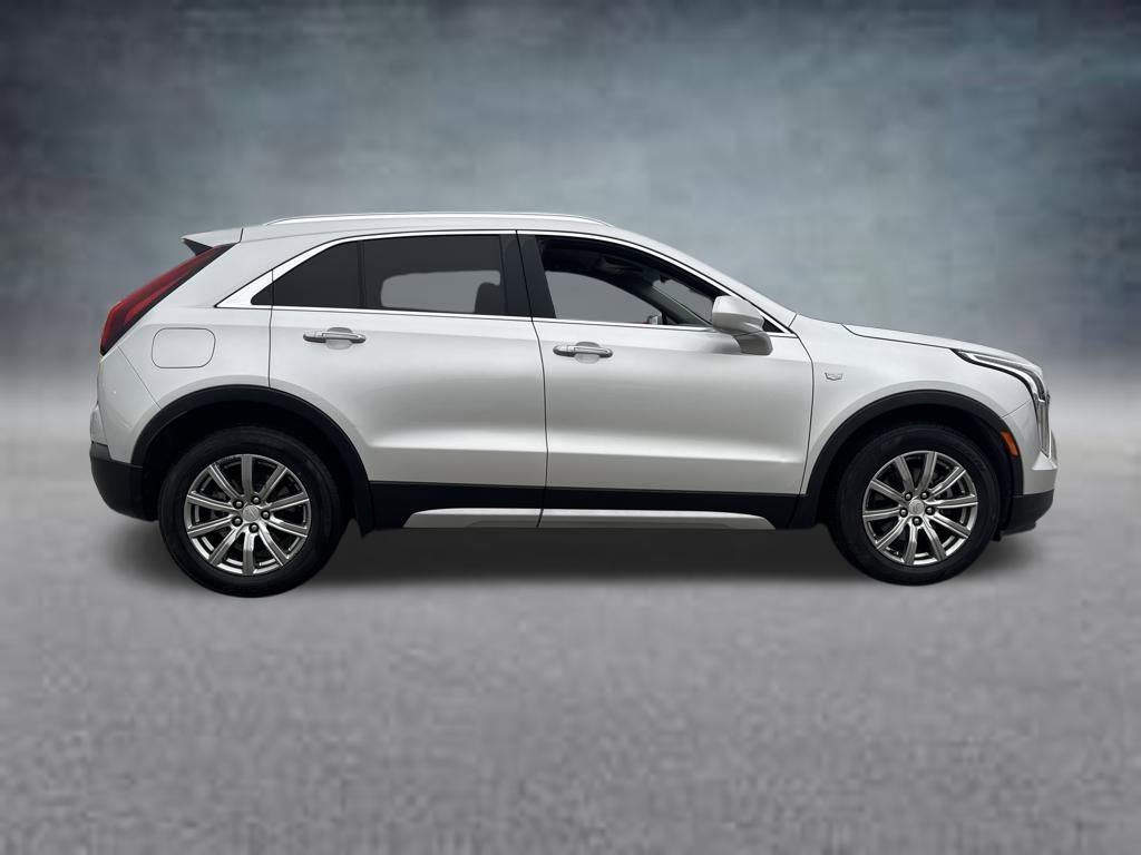 Used 2019 Cadillac XT4 Premium Luxury w/ Cold Weather Package image 11