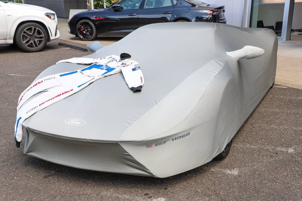Used 2017 Ford GT RWD image 18