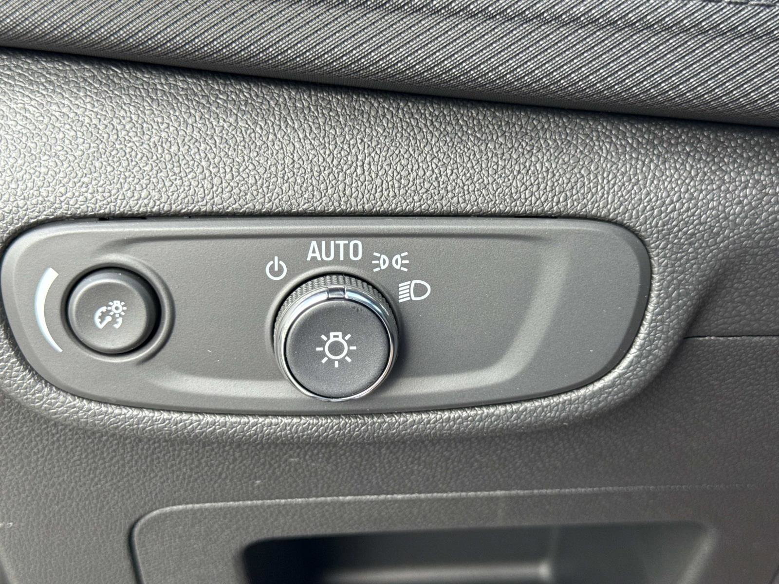 Used 2026 Chevrolet TrailBlazer LS w/ LS Confidence Package image 30