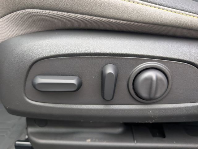 New 2026 Chevrolet Trax ACTIV w/ Driver Confidence Package image 16