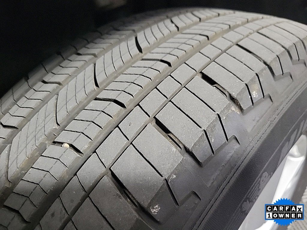 Used 2022 Jeep Grand Cherokee L Laredo w/ Luxury Tech Group I image 13