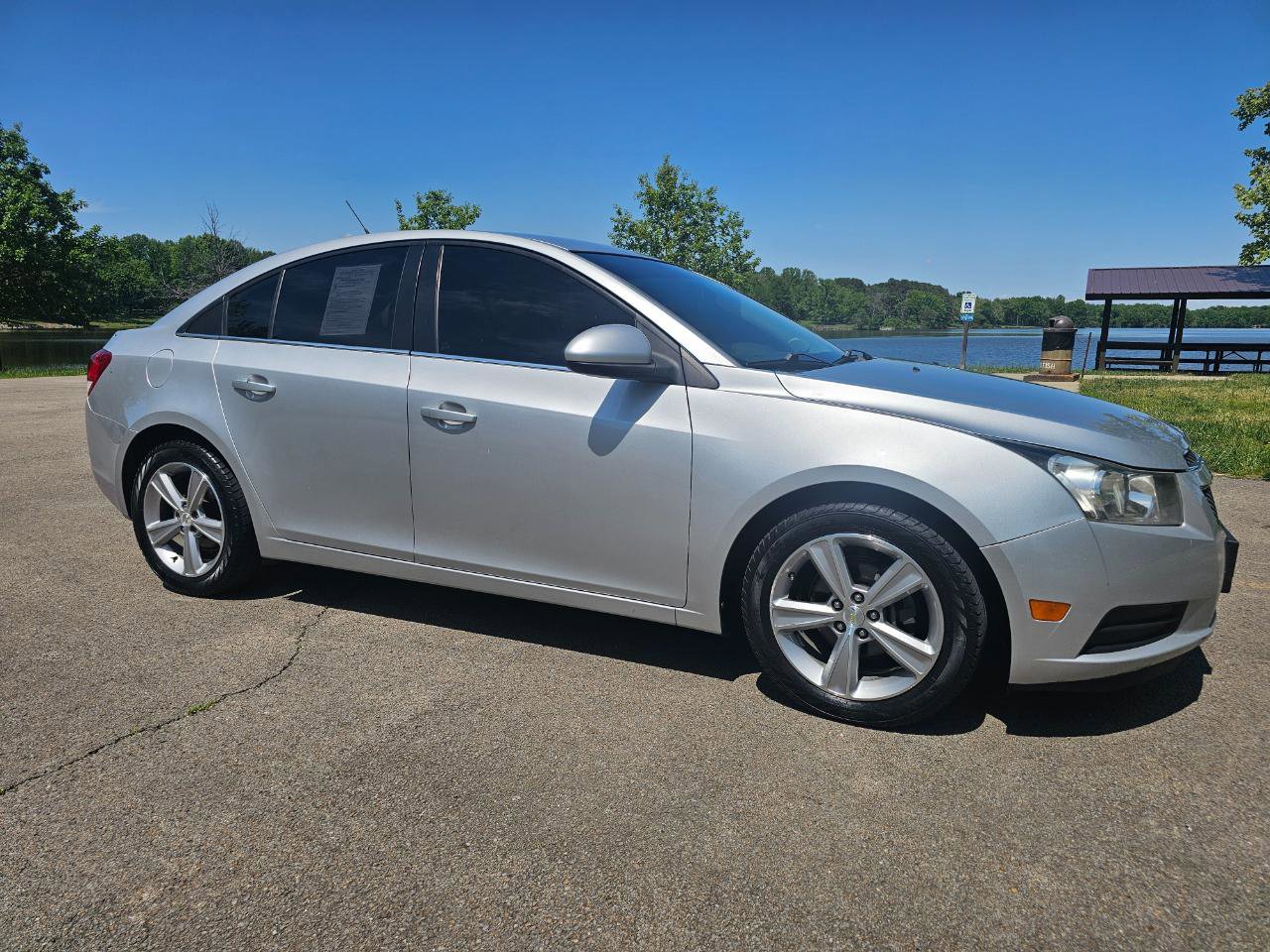 Used 2014 Chevrolet Cruze LT FWD image 3
