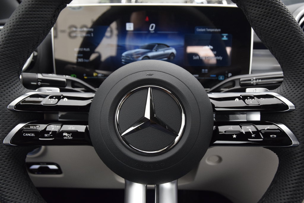 New 2027 Mercedes-Benz CLE 300 4MATIC Cabriolet image 22