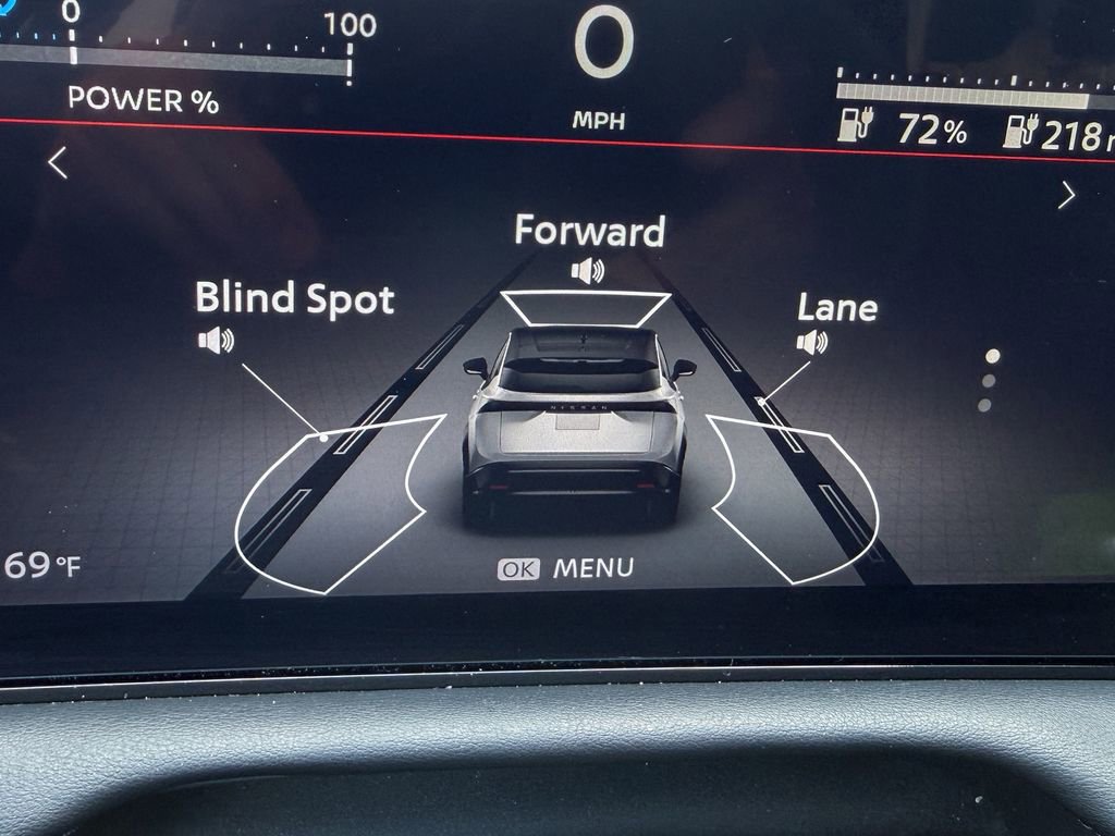 Used 2023 Nissan Ariya AWD image 14