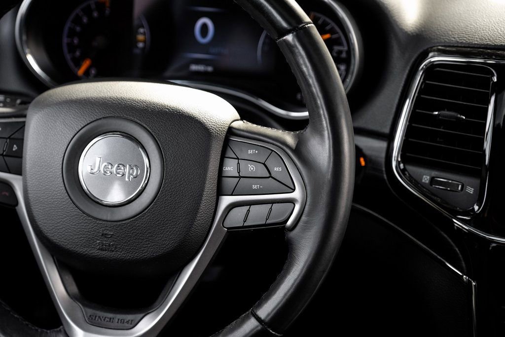 Used 2022 Jeep Grand Cherokee Limited w/ Tech Group image 29