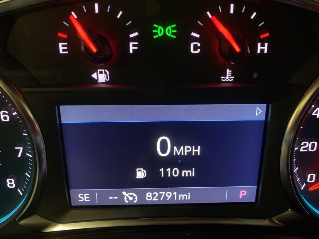 Used 2023 Chevrolet Equinox Premier AWD/4WD image 21