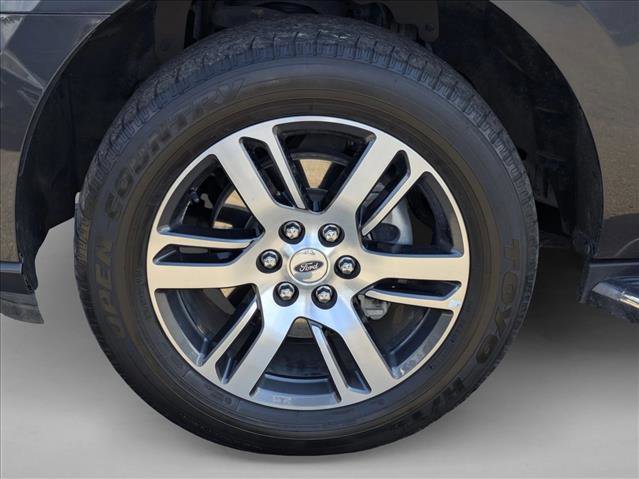 Used 2023 Ford Expedition Limited AWD/4WD image 27