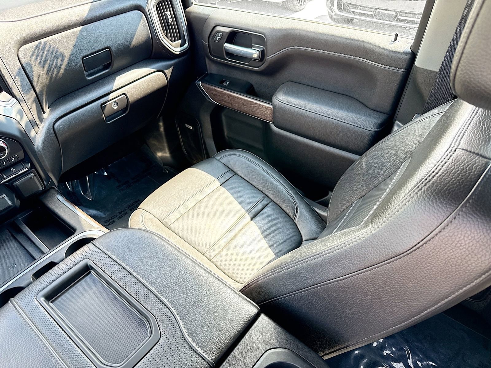 Used 2022 GMC Sierra 2500 Denali w/ Technology Package image 25