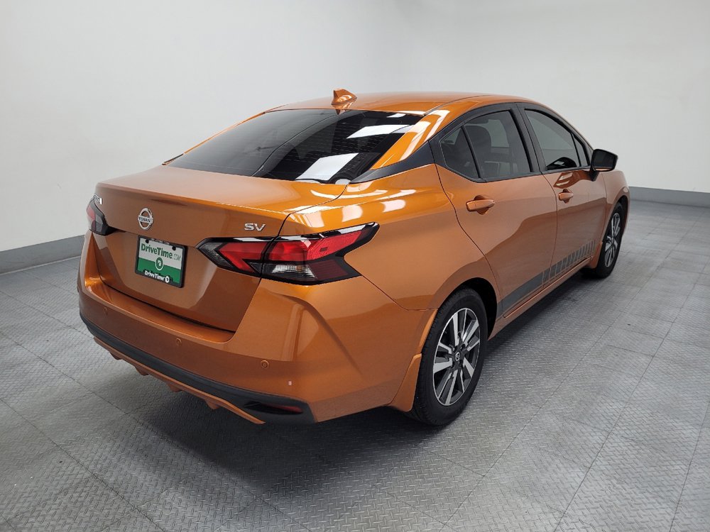 Used 2020 Nissan Versa SV FWD image 9