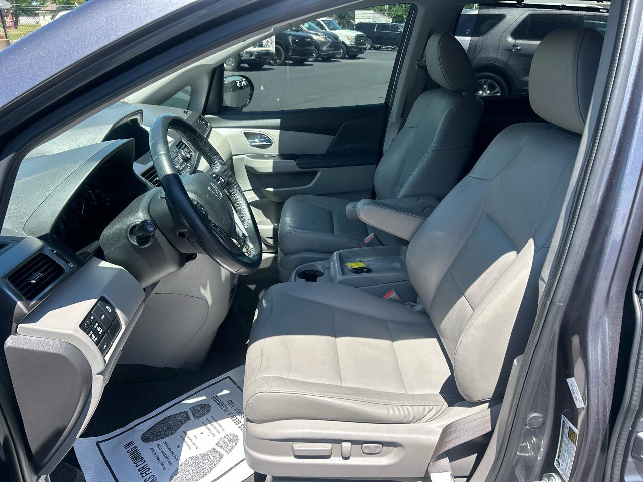 Used 2016 Honda Odyssey EX-L image 10