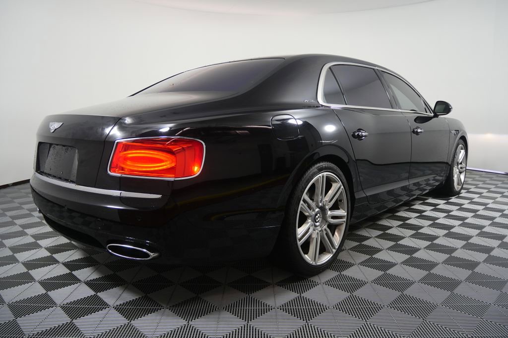 Used 2016 Bentley Flying Spur W12 image 3