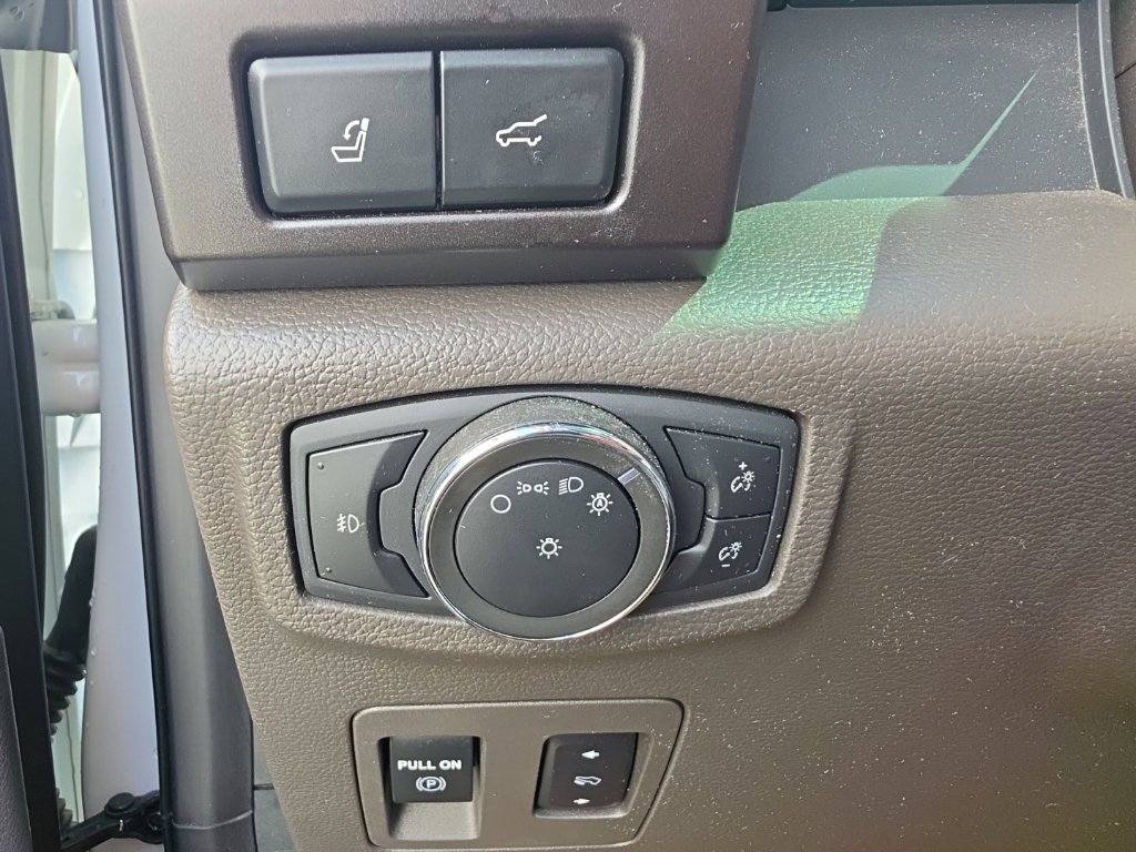 Used 2021 Ford Expedition Limited RWD image 18
