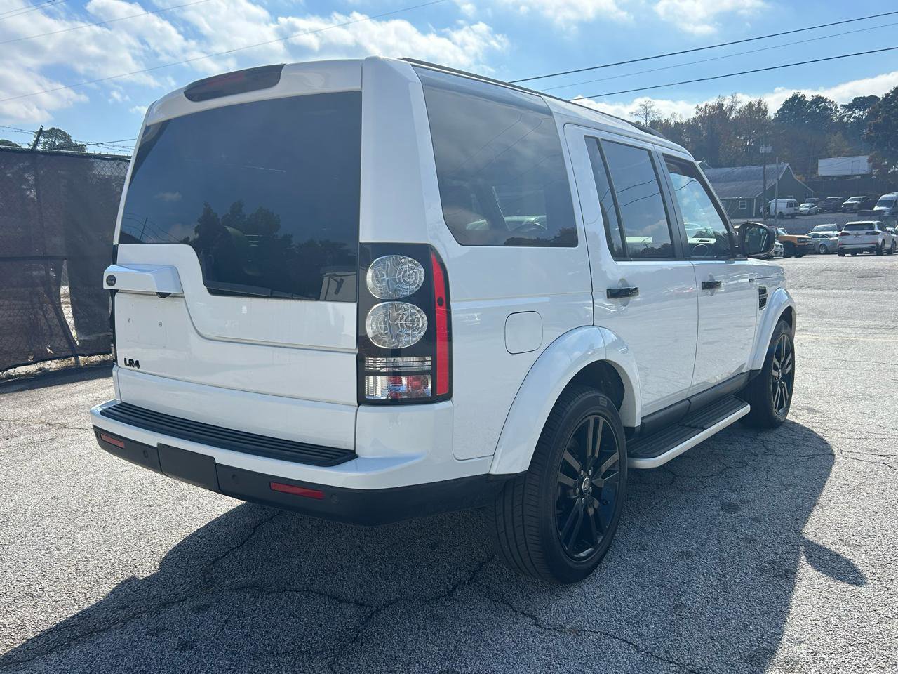 Used 2016 Land Rover LR4 HSE Silver Edition AWD/4WD image 6