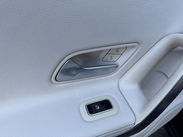 Used 2022 Mercedes-Benz A 220 4MATIC image 28
