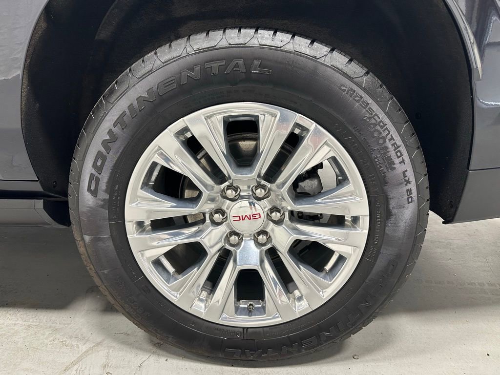 Used 2025 GMC Yukon XL Denali w/ Sun & Power Step Package AWD/4WD image 63