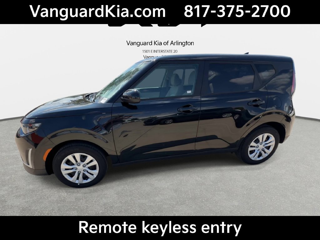 Certified 2023 Kia Soul LX FWD image 5